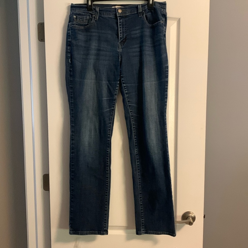 Levi 505 straight leg jeans. Size 14L